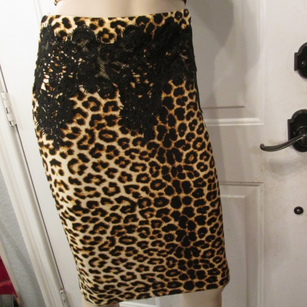 new ***ENTRY *** 2 PC Cheetah outfit dress skirt and spaghetti blouse midriff Sz - Picture 5 of 16